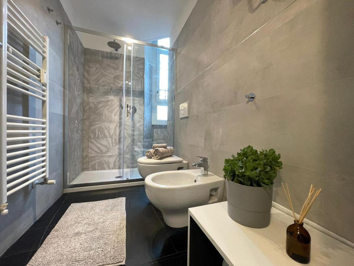 Navigli Design Loft - 7 Stops From Duomo, Ac, Netflix Appartement Milaan Buitenkant foto